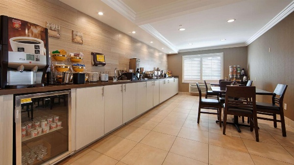 Best Western Burbank Airport Inn Main image